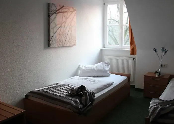 Hotel-restaurant Mengeder Volksgarten 2*