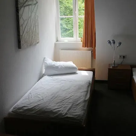 酒店 Hotel-restaurant Mengeder Volksgarten 2*