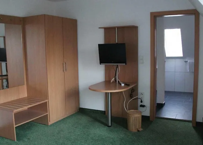 Hotel-restaurant Mengeder Volksgarten 2*