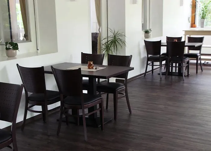 Hotel-restaurant Mengeder Volksgarten 2*